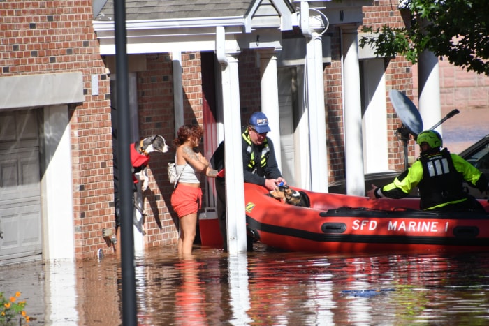 iStock-1338321734 Ordre d'évacuation Sauvetage après l'ouragan Ida