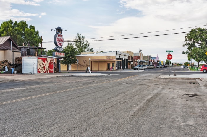 vue de la rue de la petite ville de willcox arizona