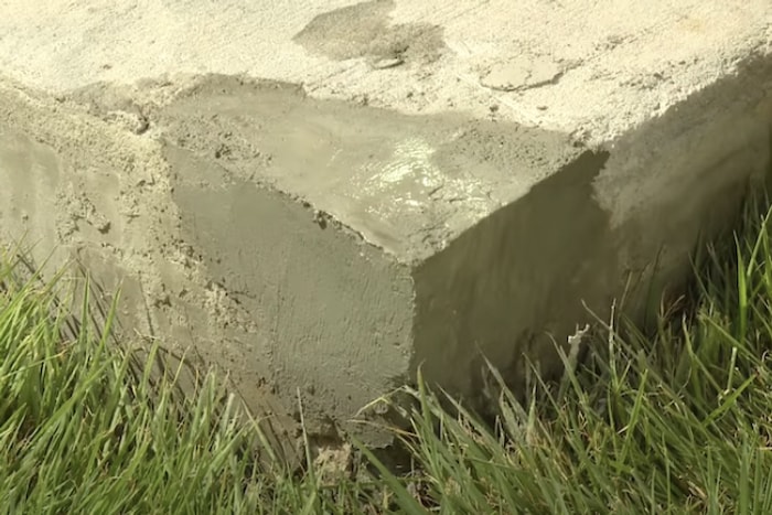 Réparer le béton écaillé