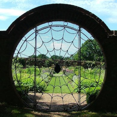 Entrées magnifiques : 10 portes de jardin accueillantes