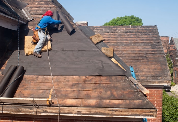 L'assurance habitation couvre-t-elle les fuites de toit