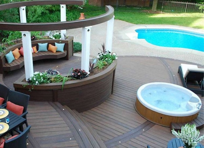 15 idées de terrasses de spa pour un jardin relaxant