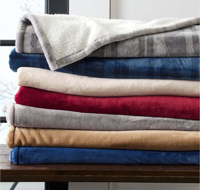 Comment améliorer votre situation de sommeil Option LL Bean Wicked Plush Sherpa Throw