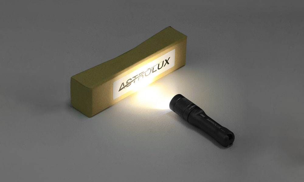 L'option des meilleures marques de lampes de poche : AstroLux