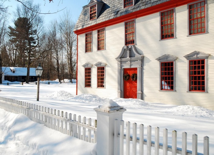 13 maisons des colonies d'origine qui existent encore aujourd'hui