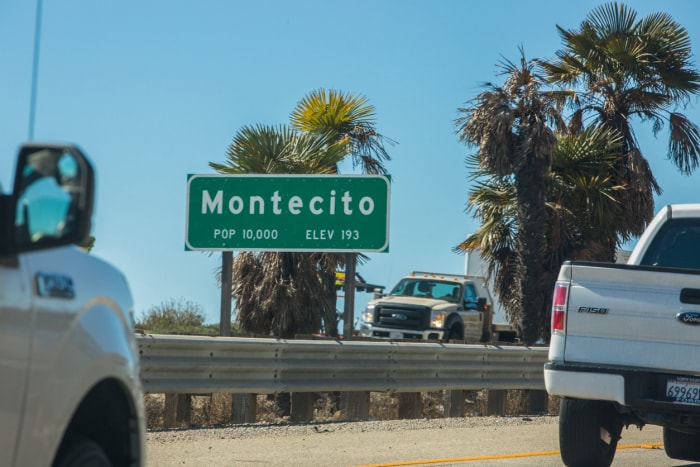 iStock-932084854 maisons ne peuvent être assurées montecito california signe après les inondations