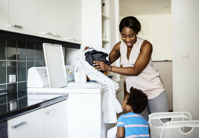 Lave-linge à chargement frontal ou par le haut : lequel vous convient le mieux ?