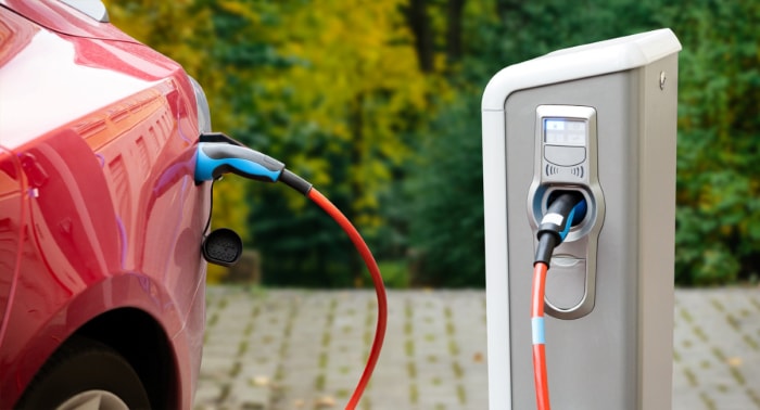 Résolu ! Comment utiliser les panneaux solaires de votre maison pour recharger votre voiture électrique - Chargeur de voiture électrique 2