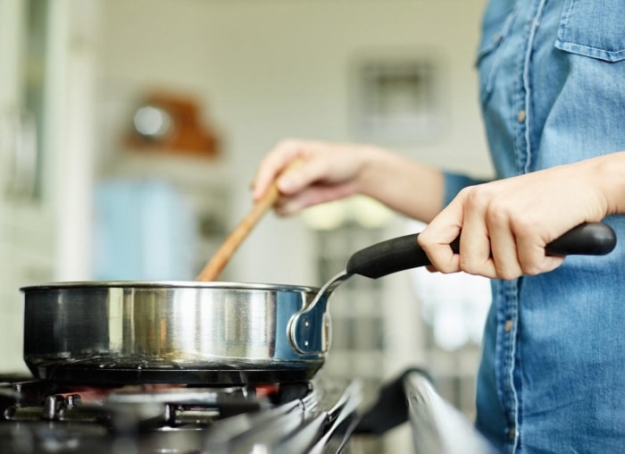 12 façons de nettoyer votre maison pendant que vous dormez