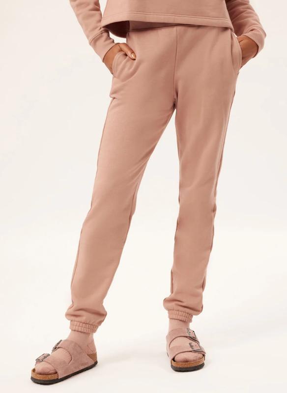 Best sweatpants for women: Girlfriend Collective 50/50 Classic Jogger