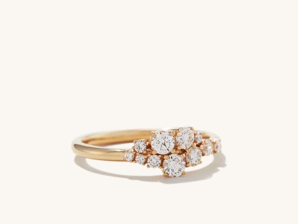 Mejuri Diamonds Cluster Ring