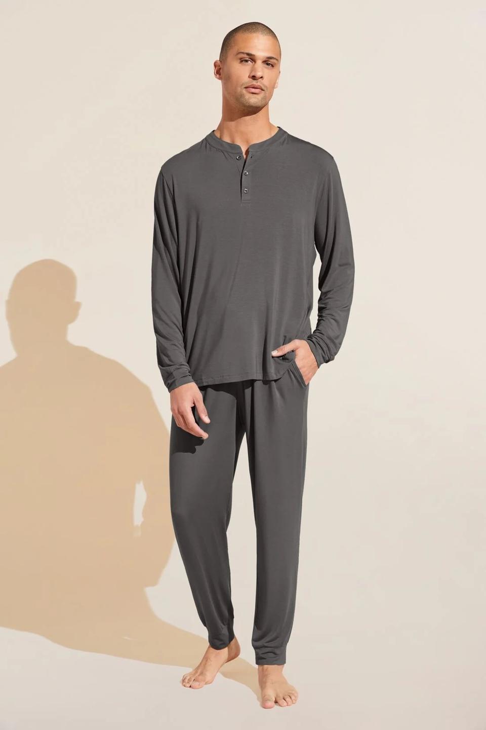 Eberjey Henry TENCEL™ Modal Long PJ Set on model