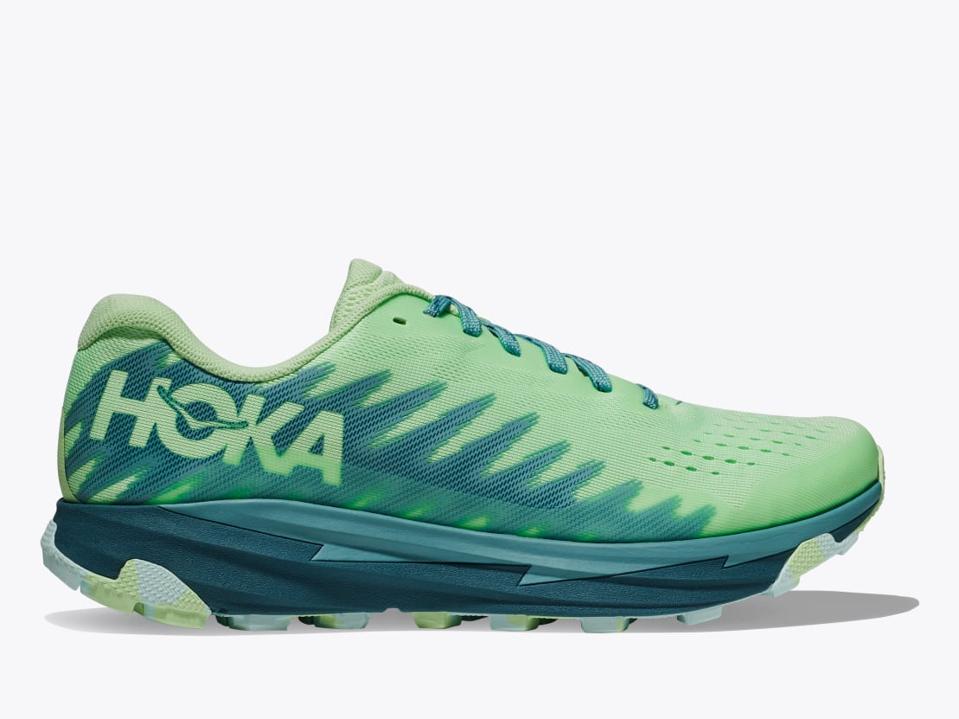 Product shot of the Hoka Torrent 3 in the lime glow / deep lagoon colorway. 