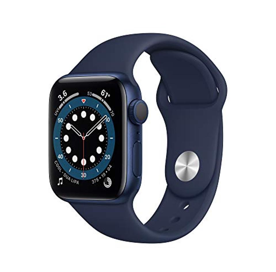 Apple Watch Series 8 in a dark blue on a white background. 