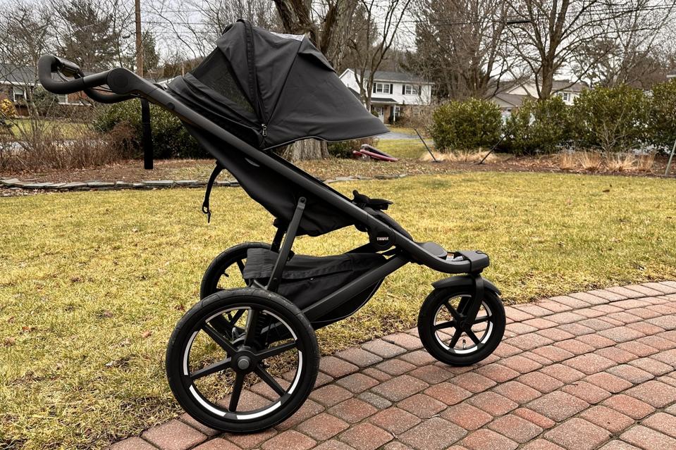 The Thule Urban Glide 3 outdoors in the author's yard.