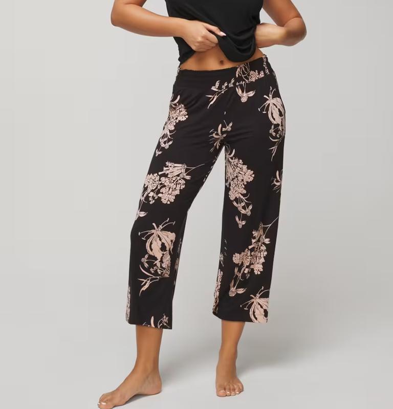 Soma Cool Night Cropped Pants on female figure