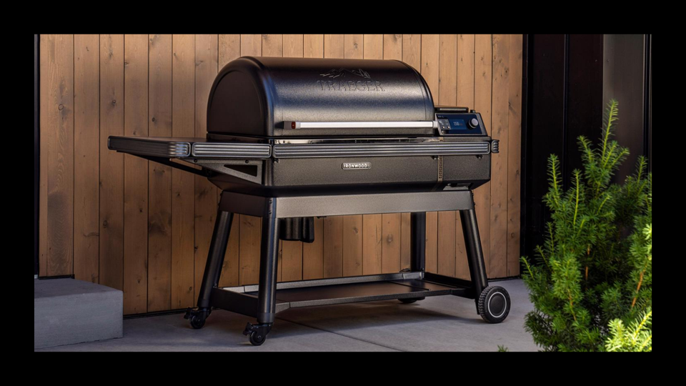 The Traeger Ironwood XL in a backyard.