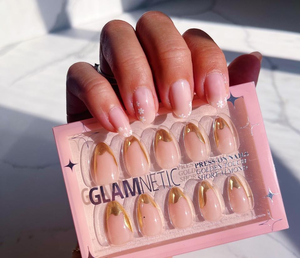 Best Press-On Nails: Glamnetic 07