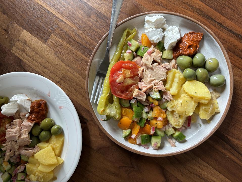 The Olasagasti tuna in a composed salad.