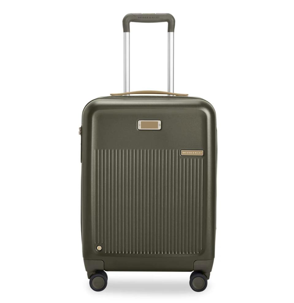 The Briggs & Riley Sympatico Essential 22-inch Expandable Spinner