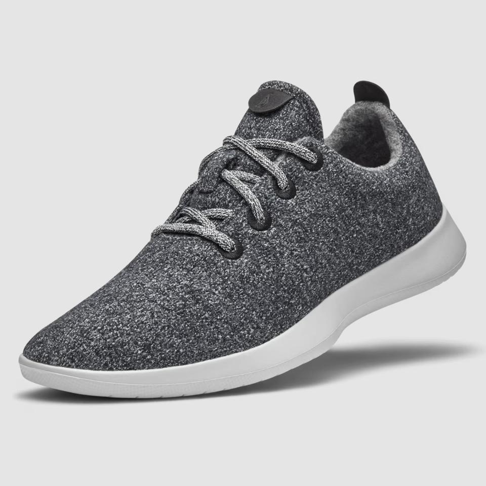 Allbirds Men's Merino Wool Runners in calm teal on a white background