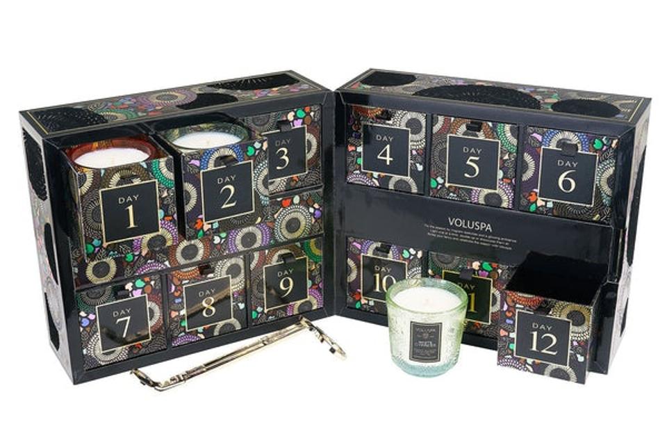 Voluspa 12 Day Candle Advent Calendar - Gift Set on white background