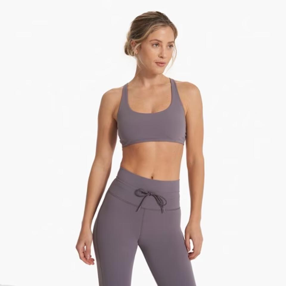 Vuori Yosemite Hazelnut Strappy Sports Bra in Sawyer