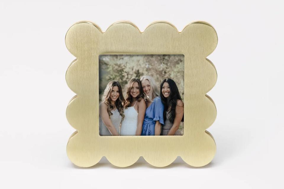 Artifact Uprising Scalloped Tabletop Picture Frame