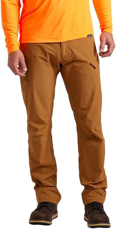 Man wearing TRUEWERK Men’s Workwear Pants