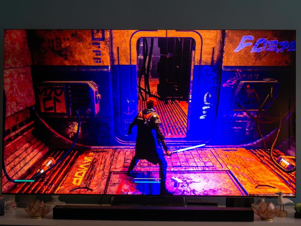 A screenshot of Star Wars Jedi: Fallen Order on the Samsung Neo QLED 8K QN900D TV