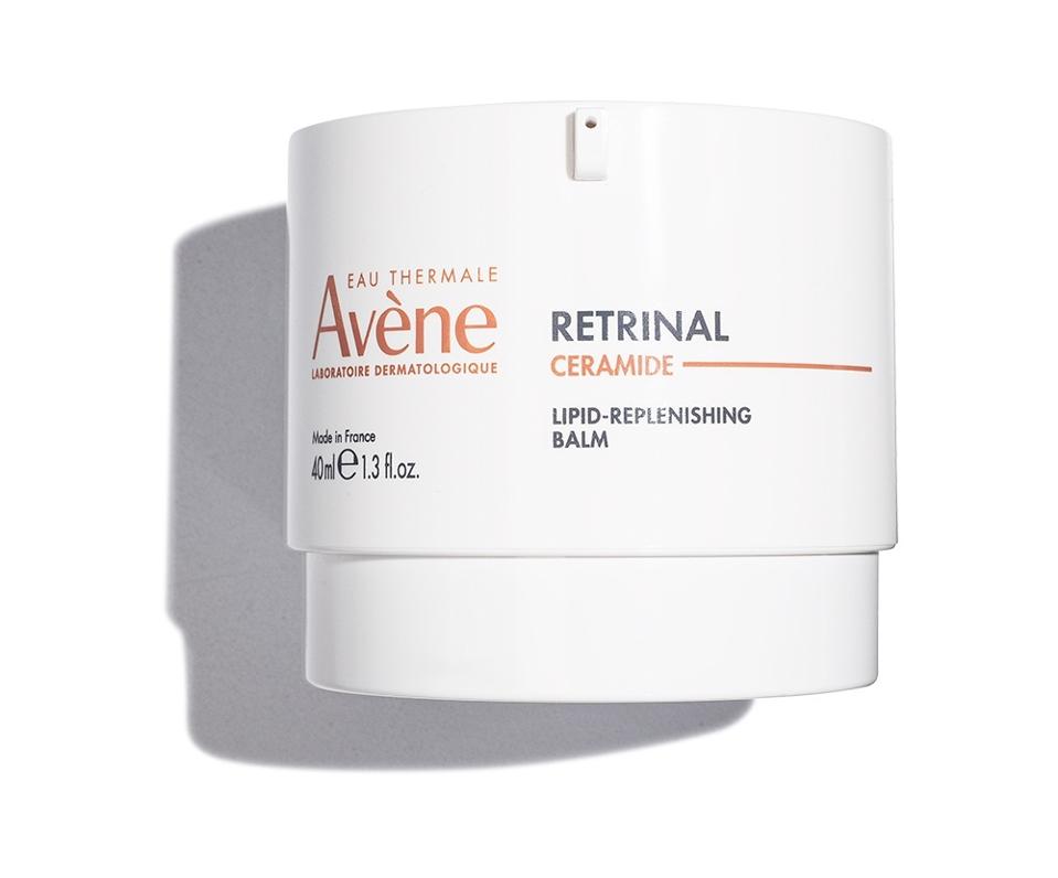 Eau Thermale Avène Lipid-Replenishing Balm on white background.