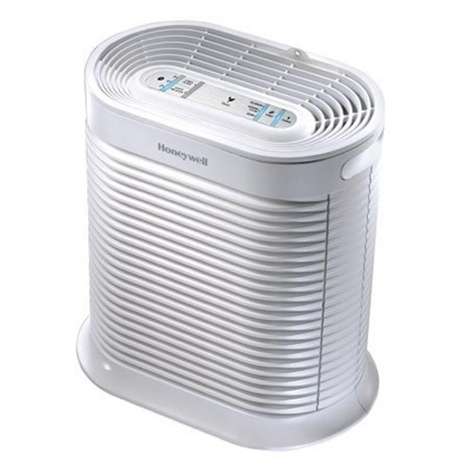 white Honeywell HPA300 HEPA Air Purifier for pets for Extra Large Rooms on white background