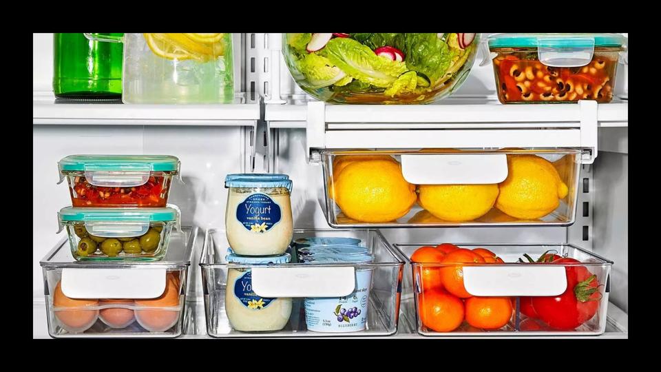 An image of an organized refrigerator 