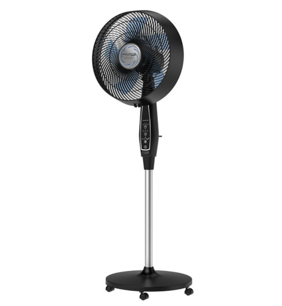 Best Oscillating Fan: Rowenta Outdoor Extreme Fan