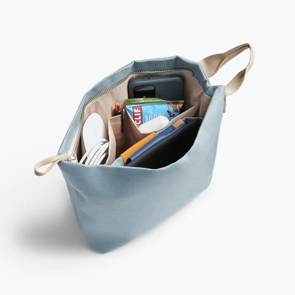 Best Purse Organizers: Belleroy Standing Pouch Plus