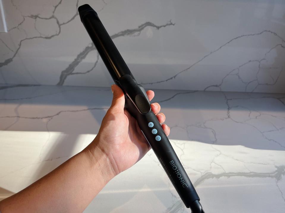 Best Curling Irons _ BioIconic Long Barrel Curling Iron In Hand