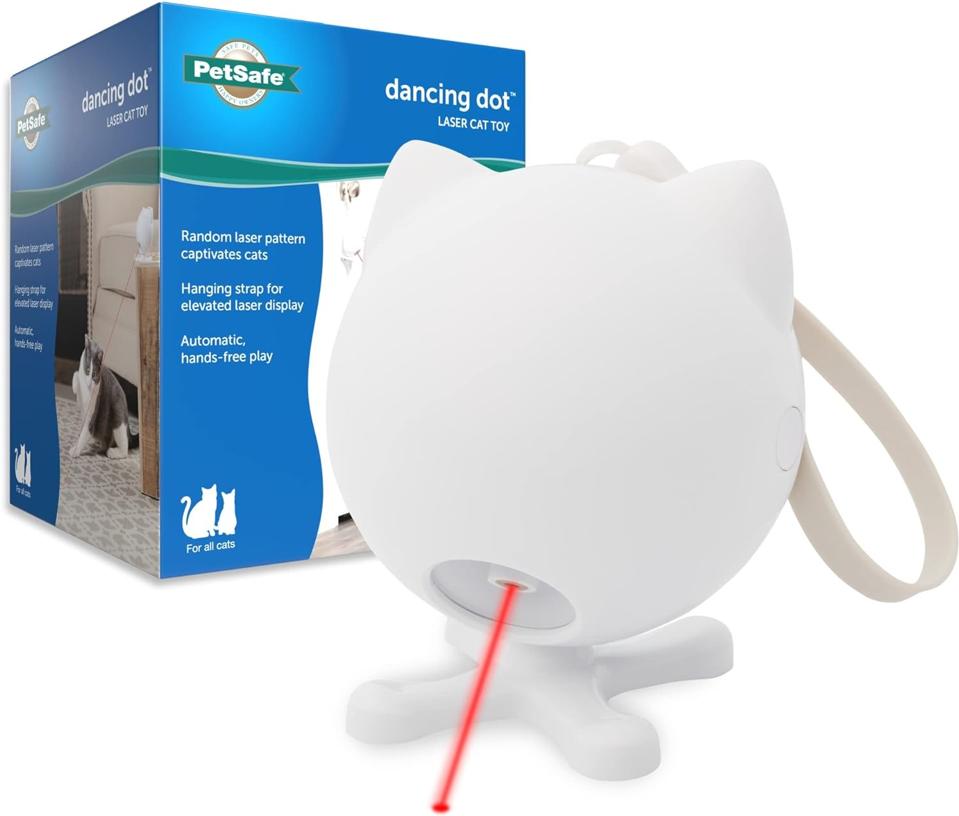 The PetSafe Dancing Dot Automatic Cat Laser Toy with its packaging