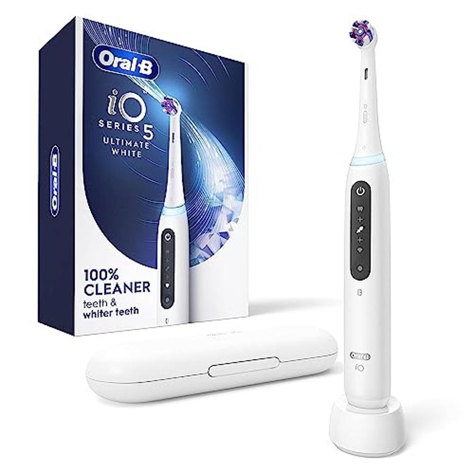 Oral-B iO Series 5 Electric Toothbrush with (1) Ultimate White Brush Head