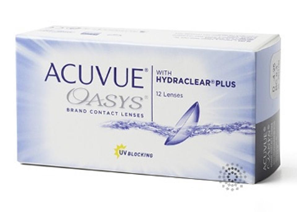 Acuvue Oasys contact lenses