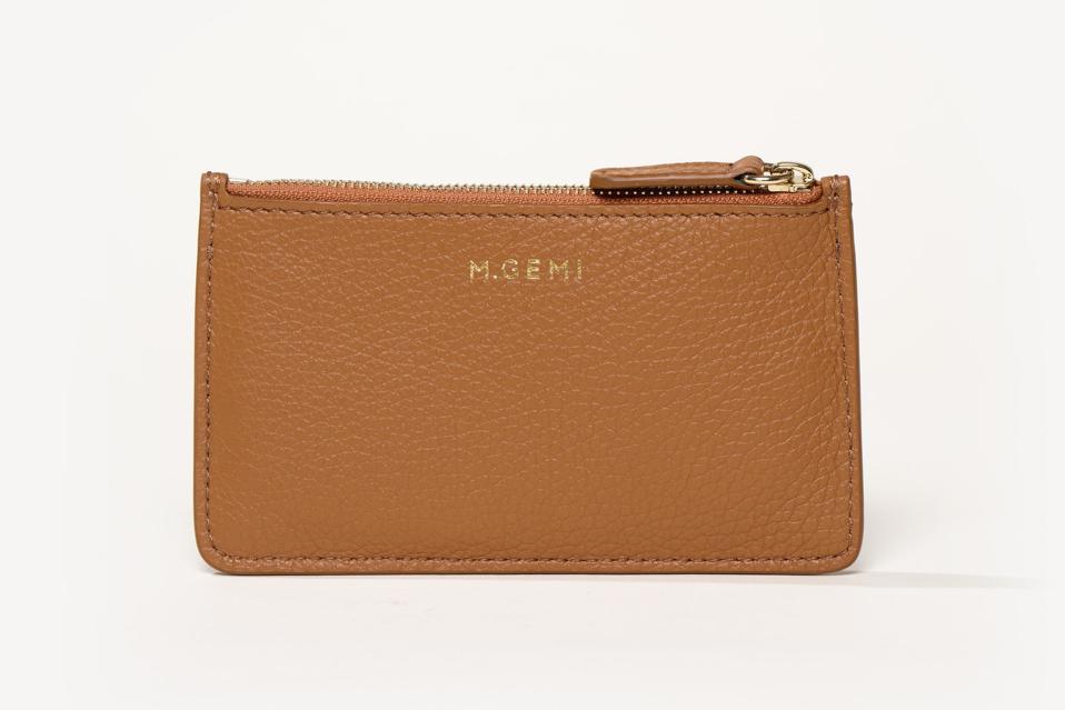 M.Gemi The Cosetta Card Holder in tan on a white background