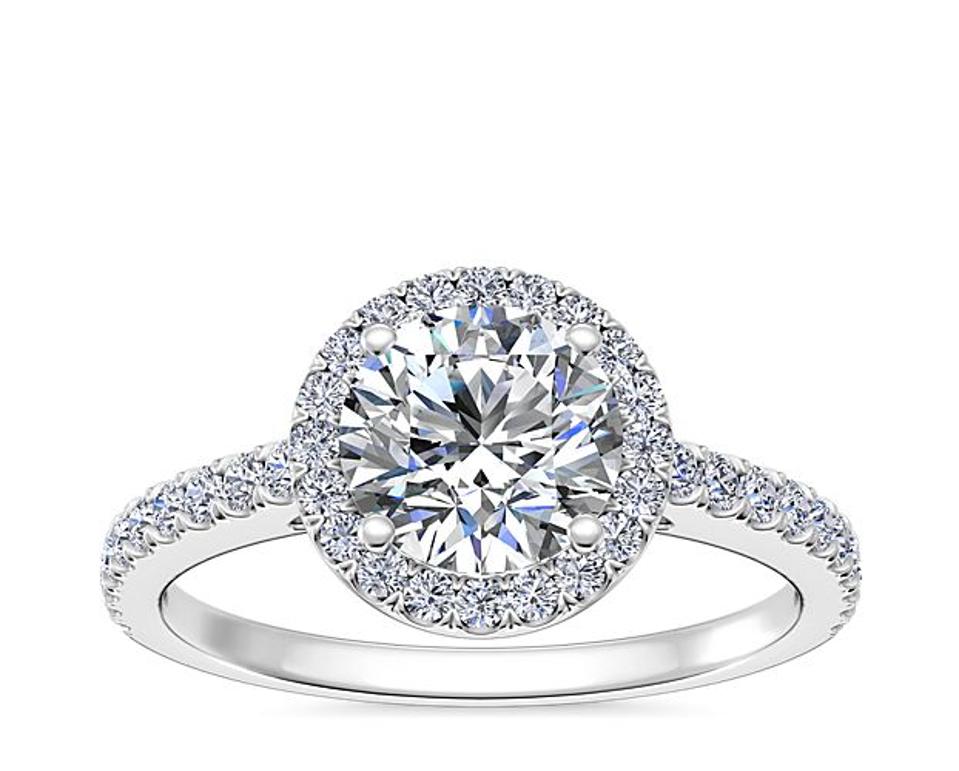 Classic Halo Diamond Engagement Ring in Platinum (1/4 ct. tw.)