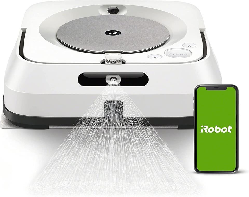 iRobot Braava Jet m6 spraying water with iphone app open best robot mops