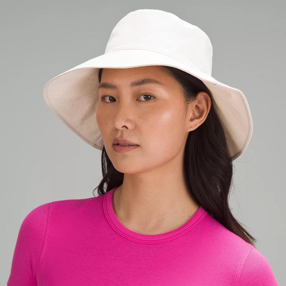 Women's Wide Brim Logo Bucket Hat