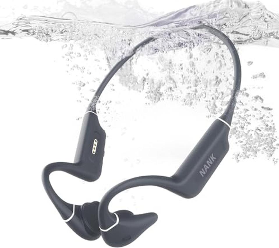 NANK Runner Diver2 Bone Conduction Headphones submerged in water