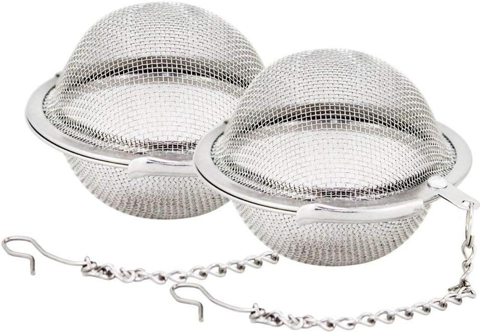 Fu Store Mesh Tea Balls against a white background