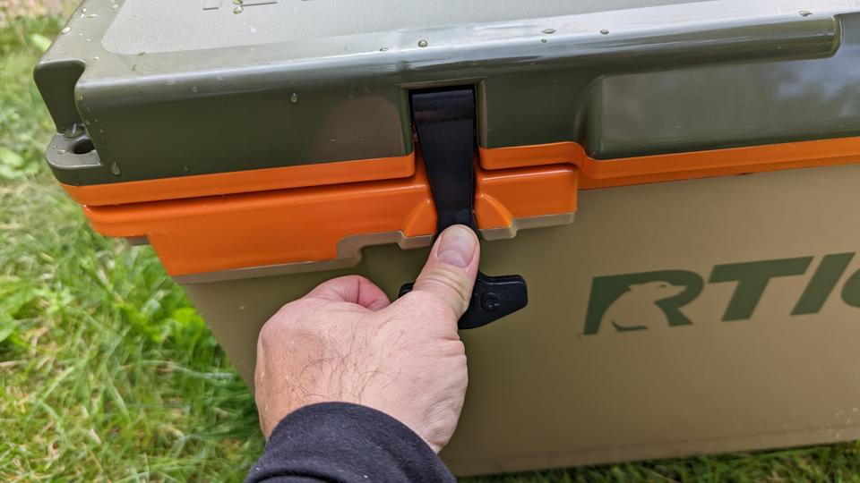 Forbes Best Coolers Tested - RTIC 52 Quart Ultra-Light Cooler latch