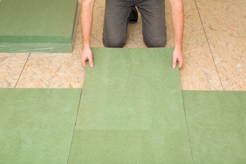 qui doit-on engager pour remplacer le sous-plancher ?