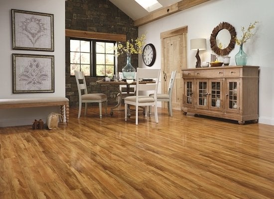 Obtenez l'apparence d'un parquet en bois pour beaucoup moins cher : 7 choix de stratifiés