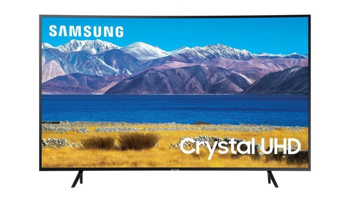 La meilleure offre TV du Black Friday : Téléviseur incurvé 4K UHD TU-8300 de 55 pouces de SAMSUNG