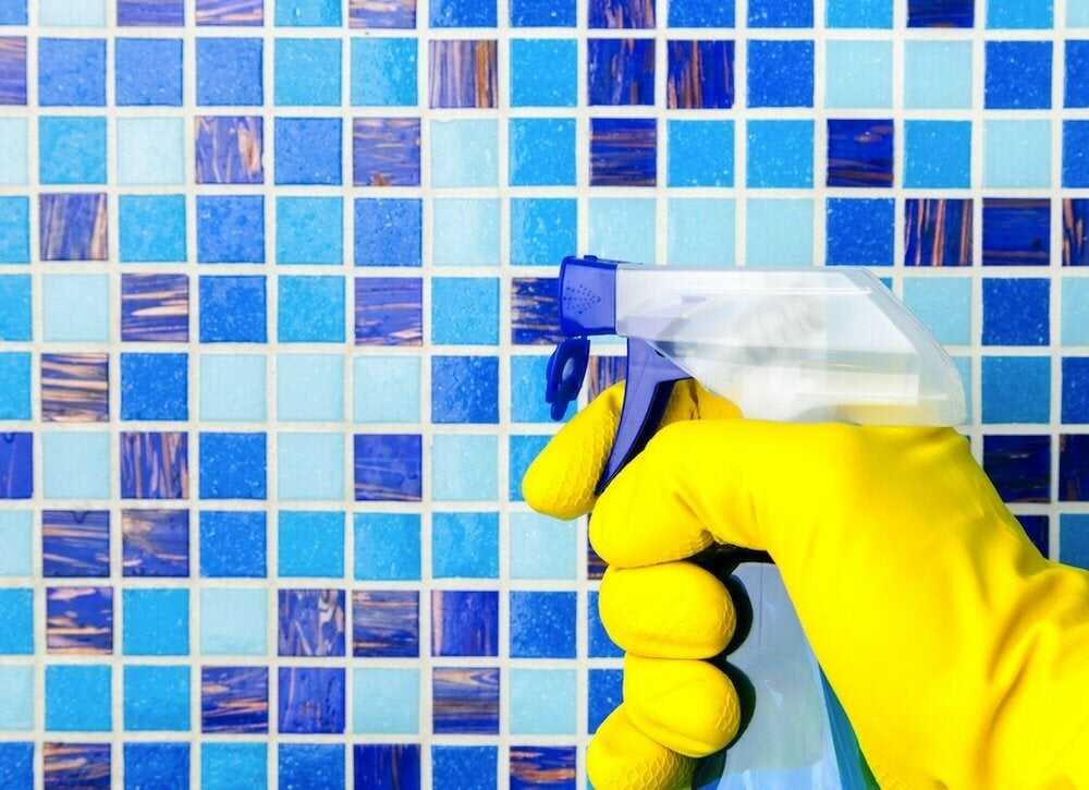 13 astuces insolites pour une salle de bain plus propre que jamais